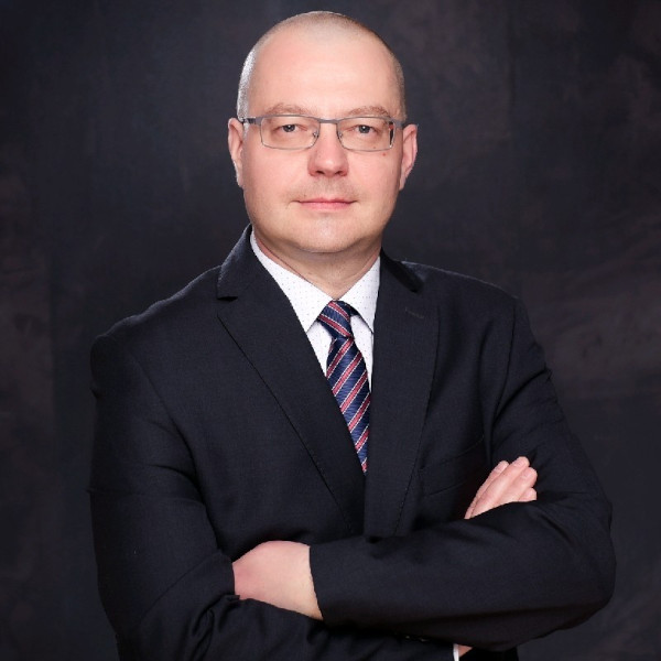 <a href="https://www.balticportsconference.com/lukasz-binas/">Łukasz Binaś</a>